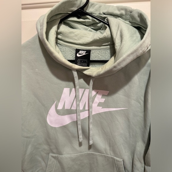Mint Green Nike Sweatshirt Size L - Picture 2 of 5